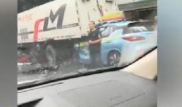 广州交通事故最新爆料电话,紧急热线直击现场动态