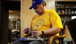 血腥假日在线观看,惊悚悬疑，在线惊悚盛宴