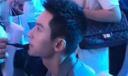 娱乐明星吃瓜解说